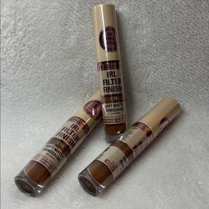 Revolution IRL Filter Finish Soft Matte Concealer - C16
